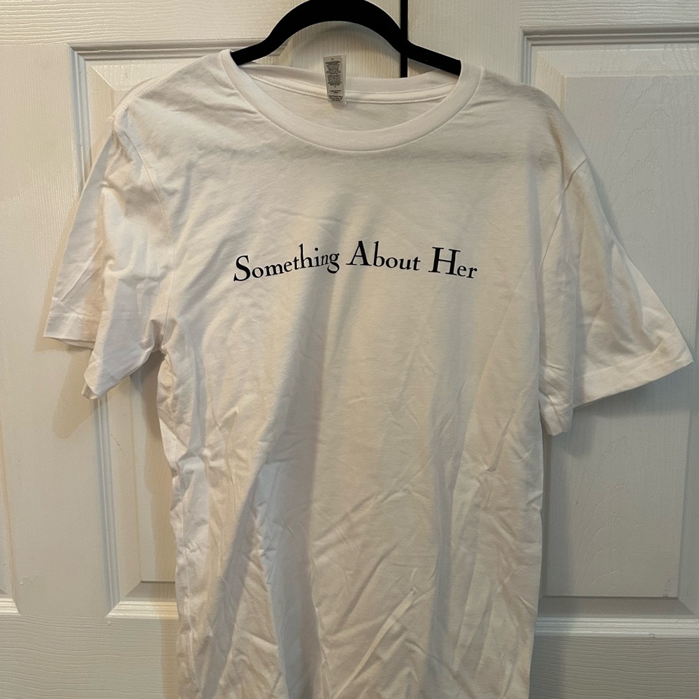 Something About Her VPR White M T-Shirt (NWOT)